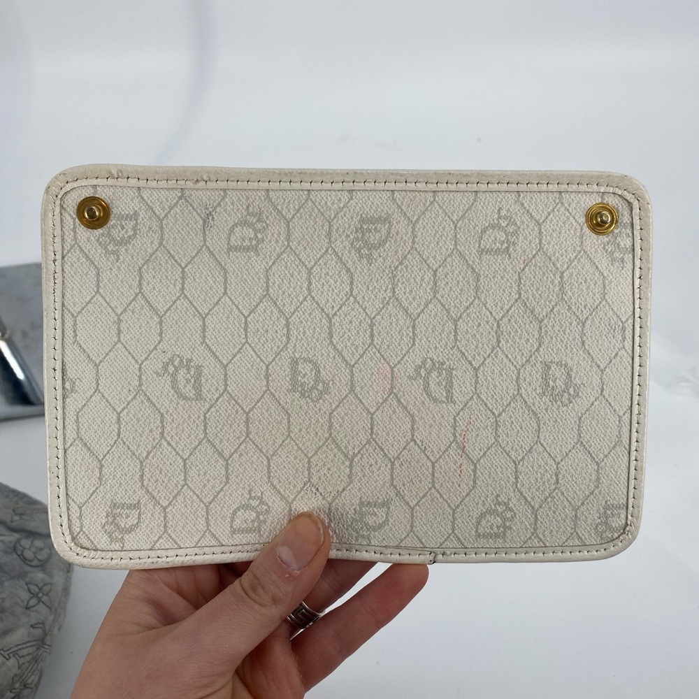 Dior Pouch - Picture 9 of 12